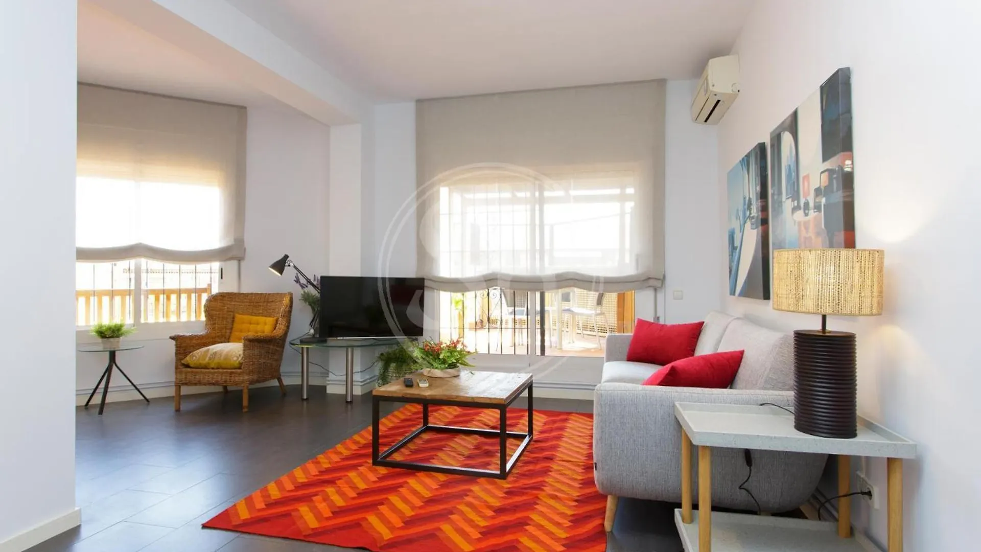 Amplio Apartamento En Barcelona Spain