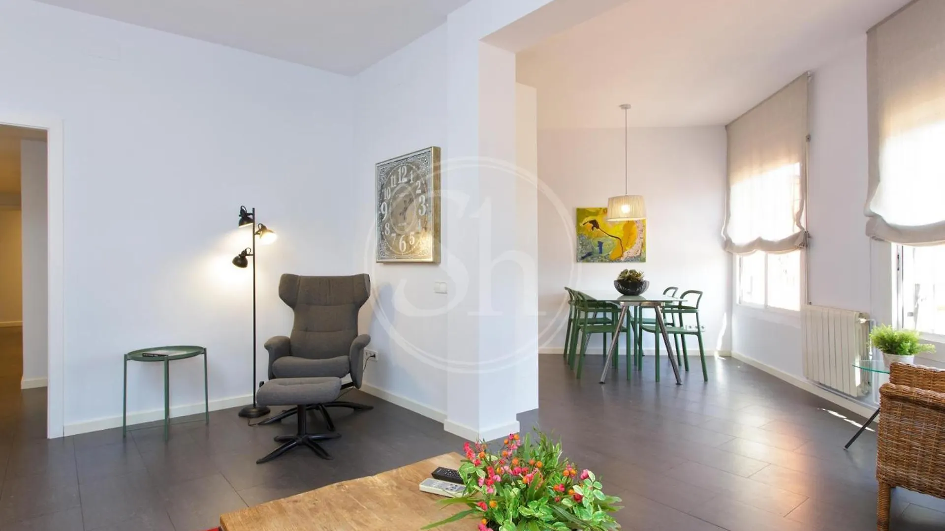 Amplio Apartamento En Barcelona