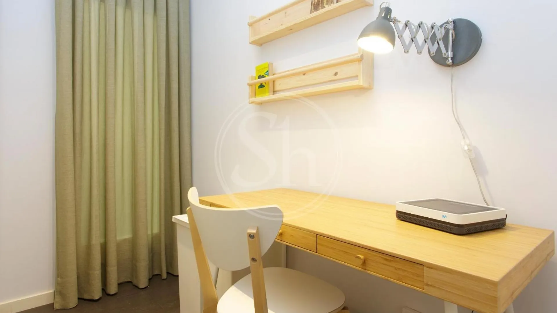 Amplio Apartamento En Barcelona 0*,